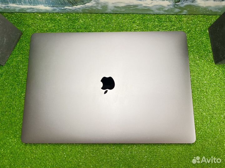 MacBook Pro 15 2019 i7 16Gb 256Gb