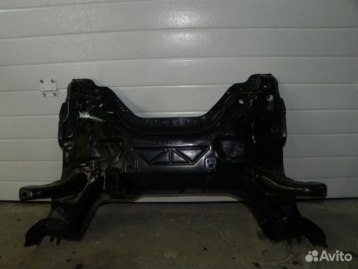 Балка подмоторная Citroen C4 B7/ Ситроен С4 Б7