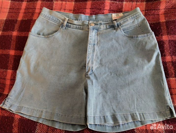 Джинсовые шорты