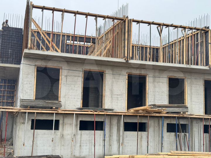 2-к. квартира, 86 м², 15/17 эт.