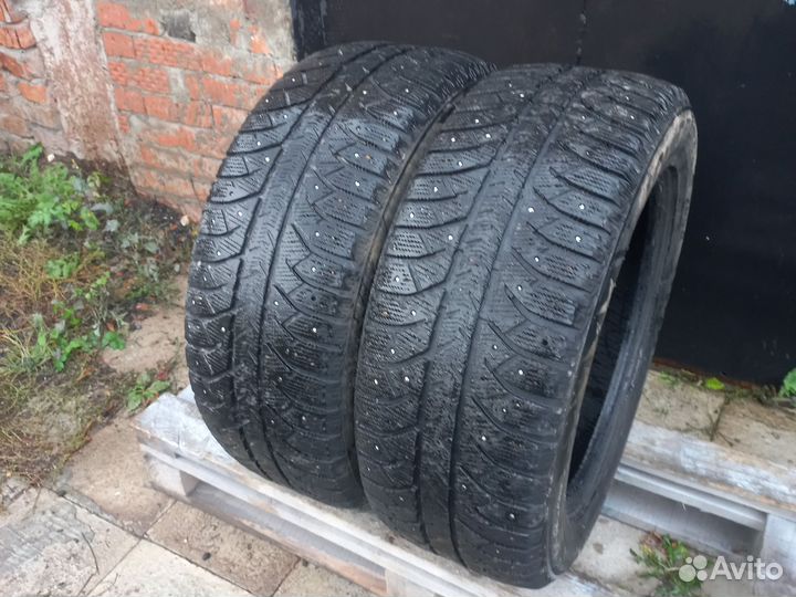 Bridgestone Ice Cruiser 7000 255/55 R18