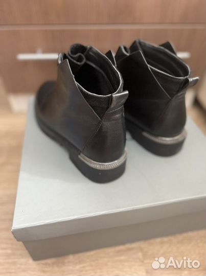 Ботинки демисезонные женские