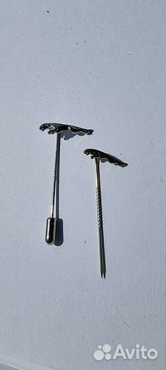 Брошки брендовые Ягуар