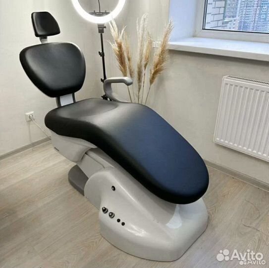 Косметологическое кресло с электроприводом
