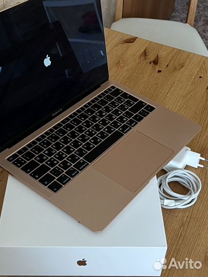 MAcBook Air 13 2019