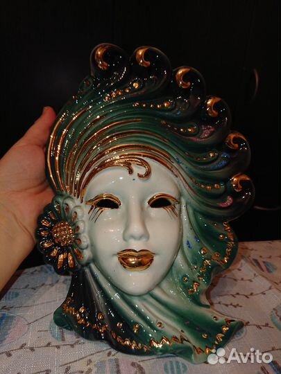 Фарфоровая маска