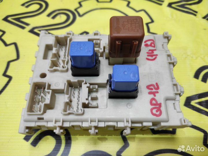 Блок предохранителей салона Nissan Primera QP12