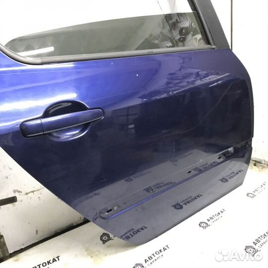 Задняя правая дверь Пежо 307