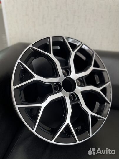 Диски R15 4x100 Vesta Rio Solaris