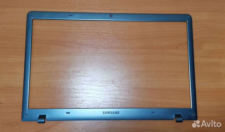 Рамка матрицы для Samsung NP350*** / NP355***