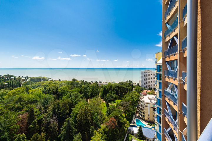 3-к. квартира, 100 м², 15/22 эт.