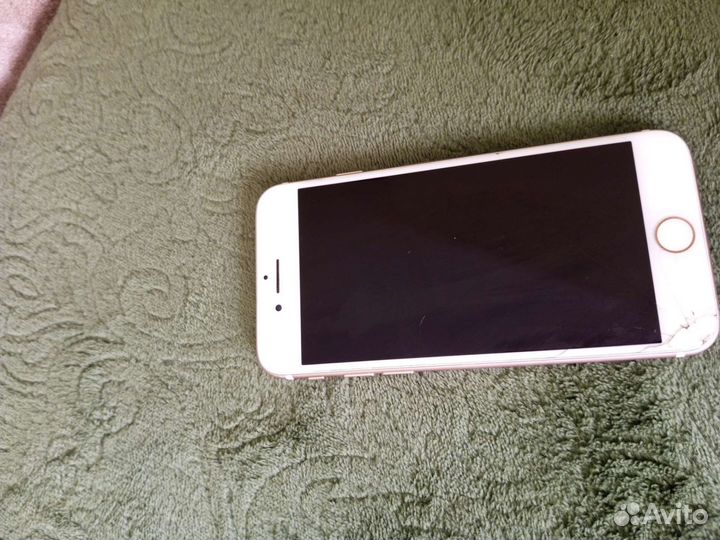 Телефон iPhone 7 32g