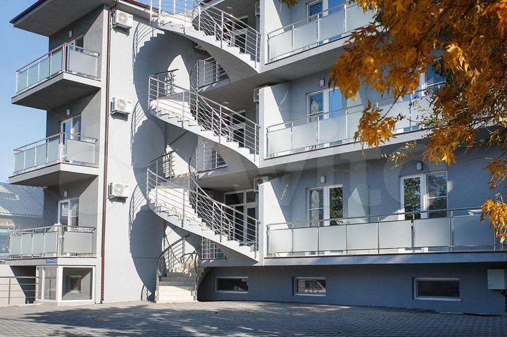 Комната 25 м², 1/3 эт.