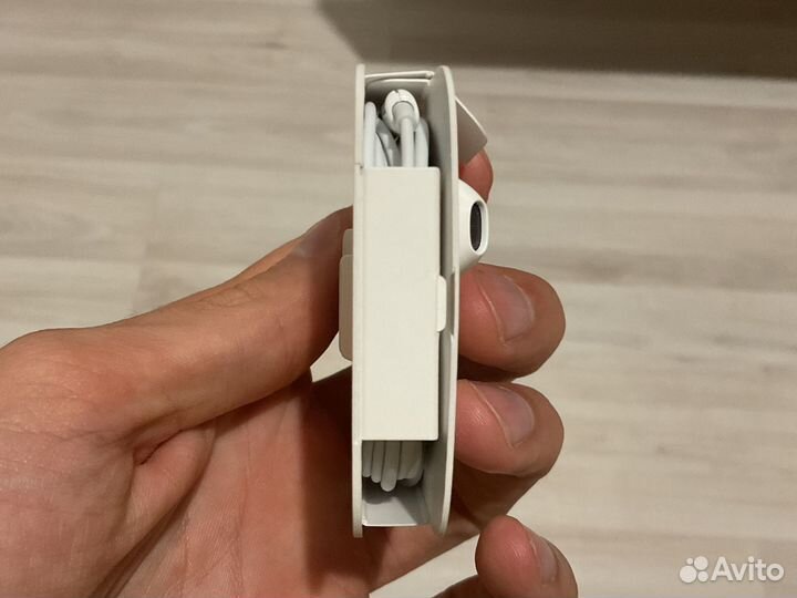 Наушники Apple EarPods Lightning (новые)