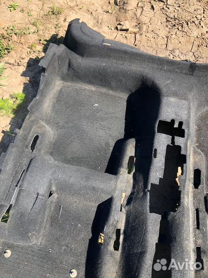 Обшивка пола ковролин Volkswagen Jetta 6