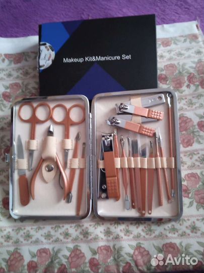 Маникюрный набор новый