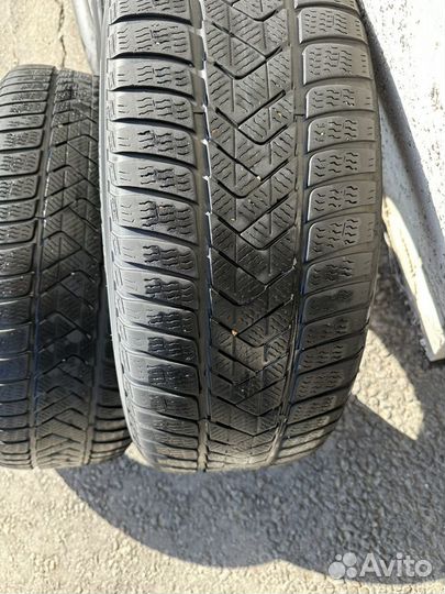 Pirelli Winter Sottozero 3 245/50 R19 105V