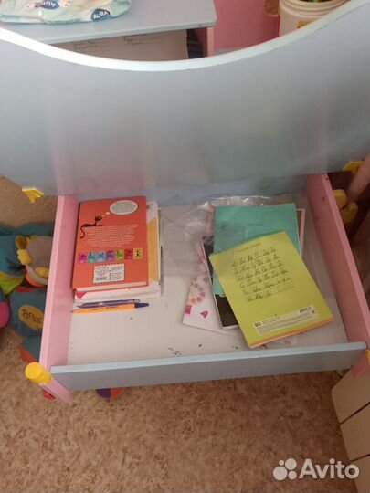 Растущая парта и стул бу