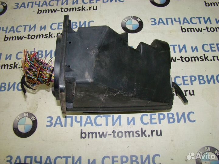 Блок предохранителей BMW 323i E36 1997г (Электрооб