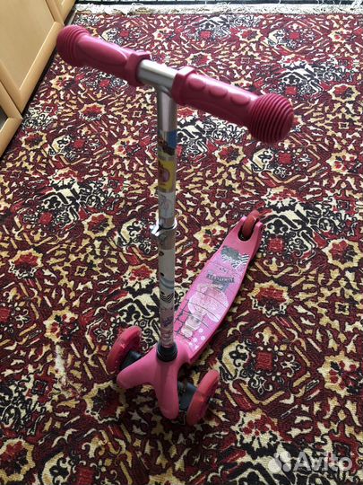 Самокат детский трехколесный