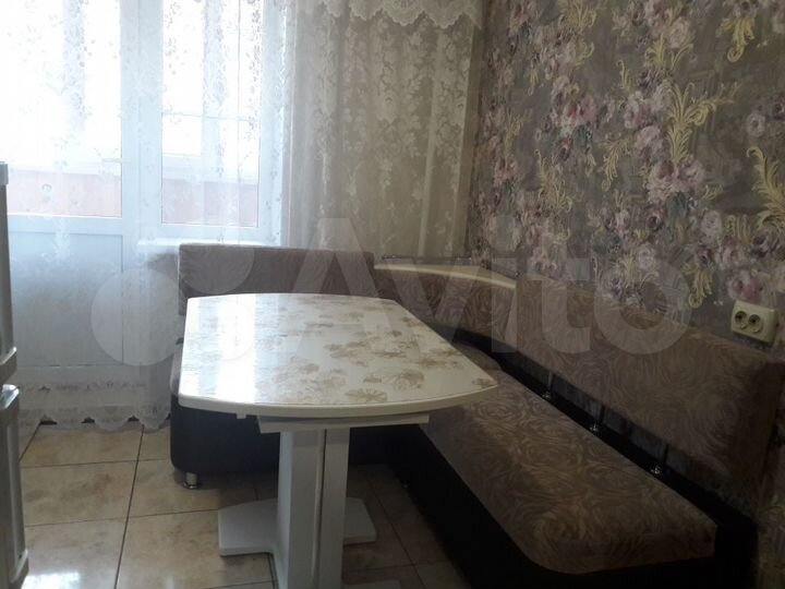 2-к. квартира, 50 м², 1/9 эт.