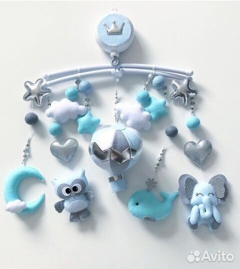 Мобиль на кроватку из фетра