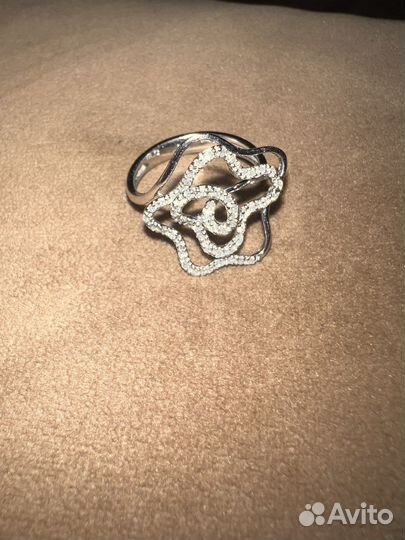 Золотое кольцо с бриллиантами