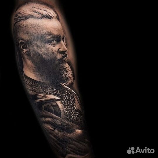 Татуировка в татустудии