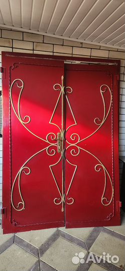 Дверь входная металлическая двухстворчатая