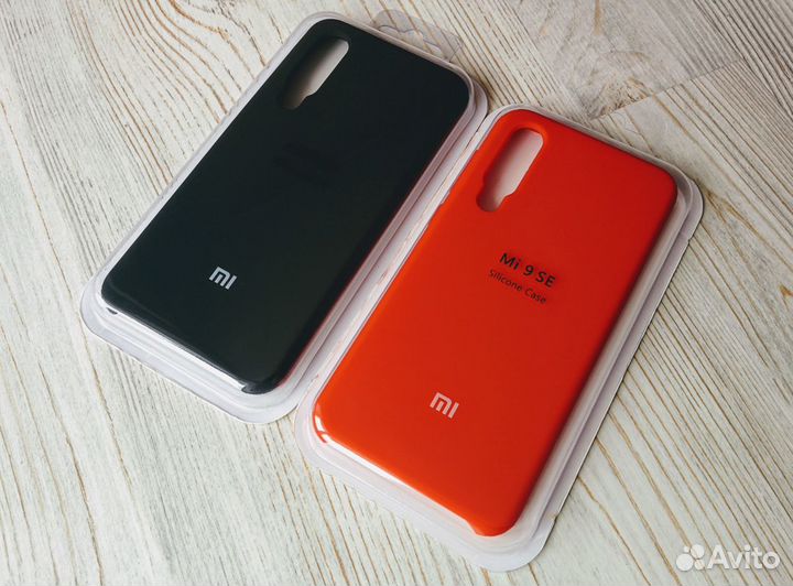 На Xiaomi mi9 se стекло чехол поклейка