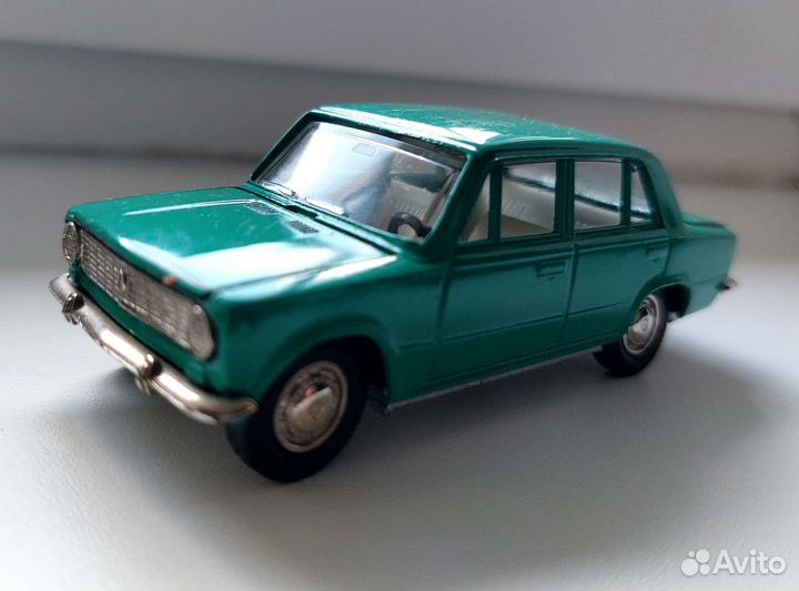 Модельки 1 43 ссср,ваз 2101 постномер