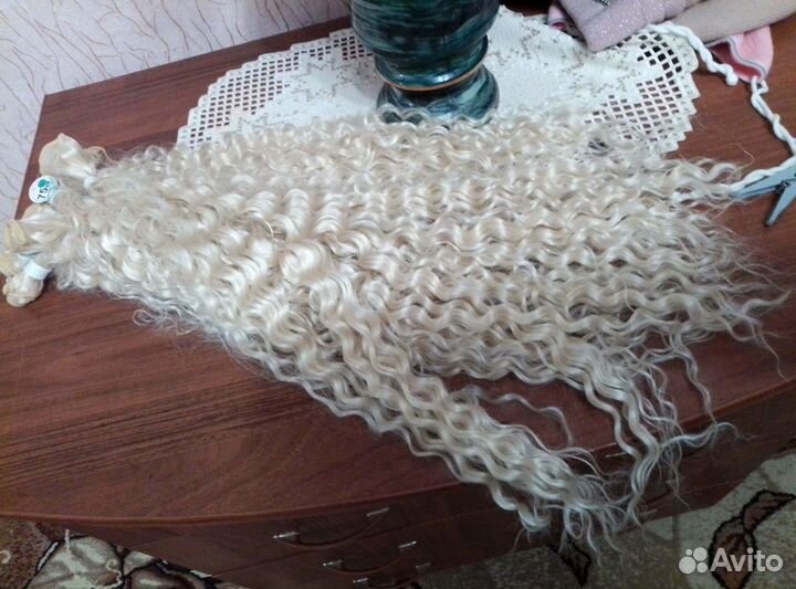 Волосы для наращивания на трессах