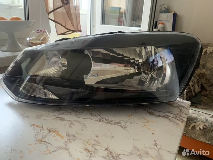 Фара фолксфаген polo арегинал