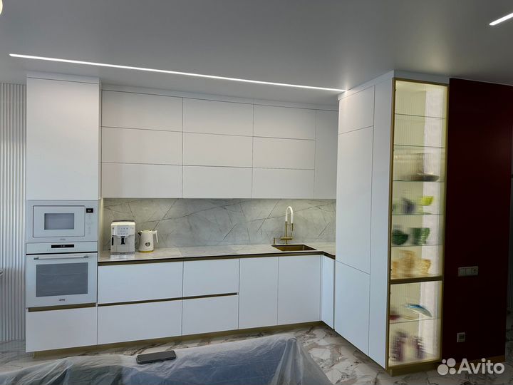 Кухни на заказ/ Кухонные гарнитуры по размерам