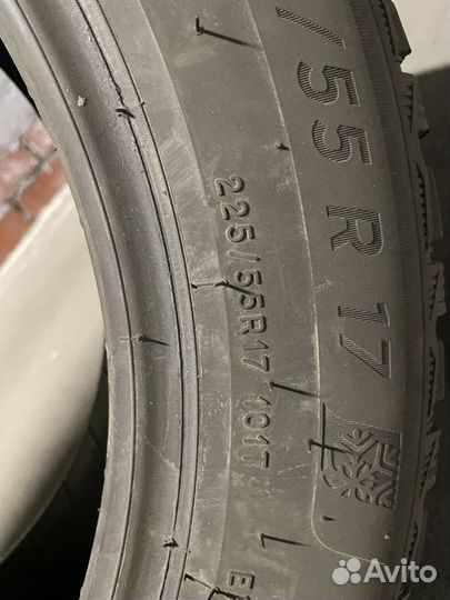 Michelin X-Ice North 4 225/55 R17