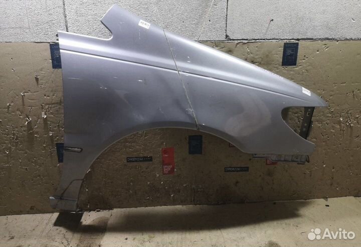 Крыло nissan presage u30