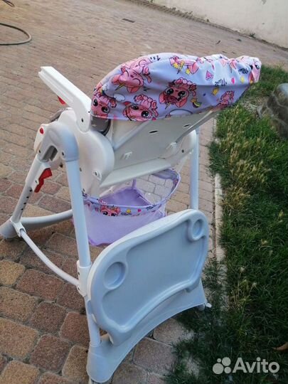 Детский стульчик для кормления
