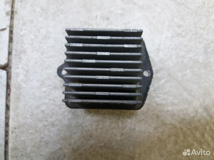 Резистор отопителя Mitsubishi Lancer X CY2A 2007-2