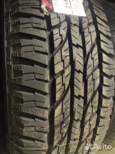 Yokohama Geolandar A/T G015 215/70 R16