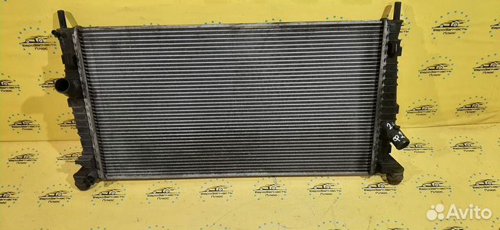Радиатор основной Ford Focus 2