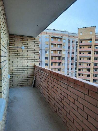 2-к. квартира, 52 м², 4/12 эт.