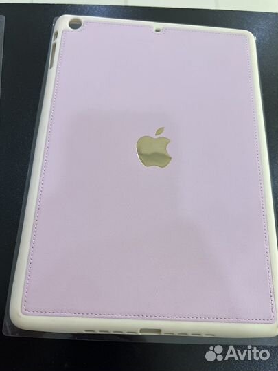 Чехол на iPad 5 поколения