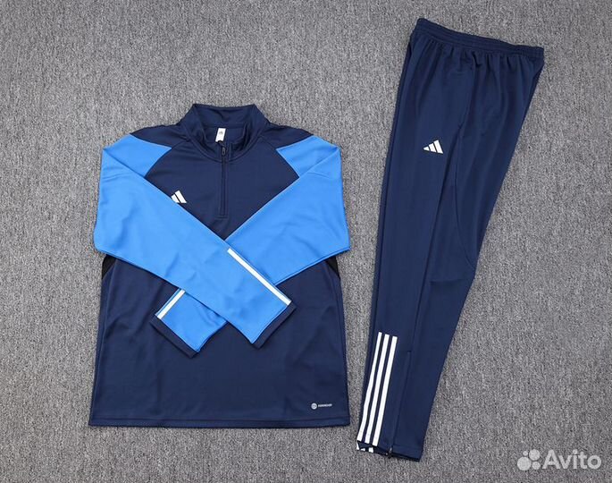 Спортивный костюм adidas тренировочный