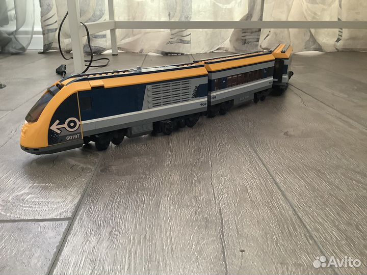Lego city поезд 60197