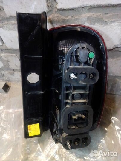 Задние фонарь левый рено дастер