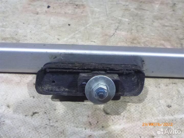 Рейлинг на крышу Nissan Qashqai+2 JJ10E MR20DE