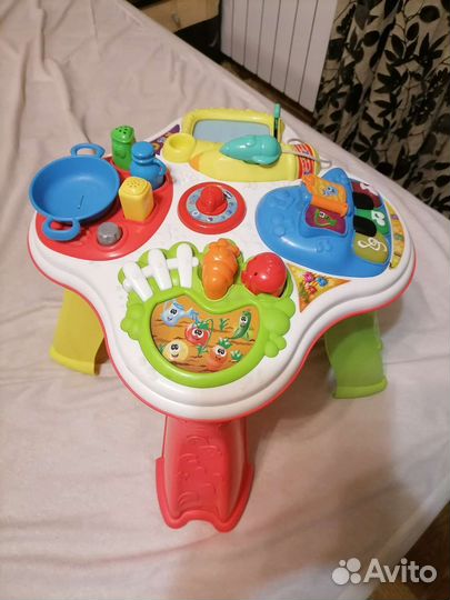 Детский развивающий столик