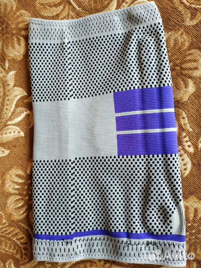 Наколенник компрессионный