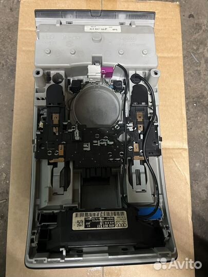 Плафоны салонные Audi q7 4l