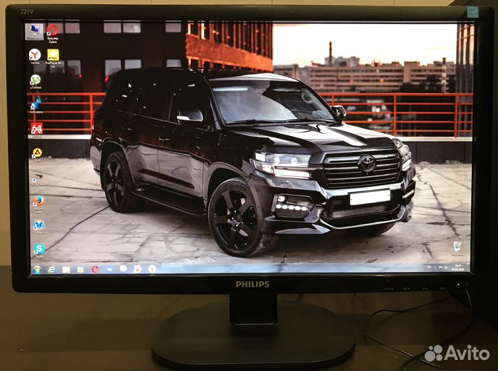 Philips 22, AMD X2 250, HD 4200, озу 4GB, HDD 320G